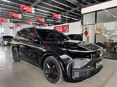Li Auto L8