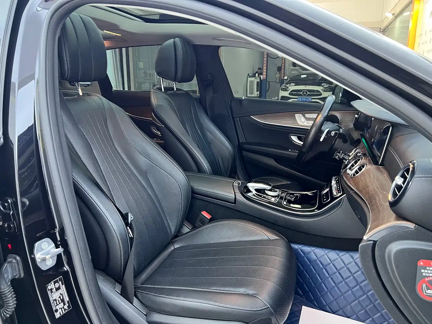 Mercedes-Benz E-Class 2017 E 300 L Luxury фото 10