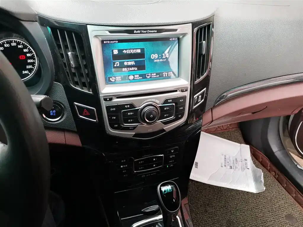 BYD Surui 2015 Facelift 1.5L Auto Luxury фото 10