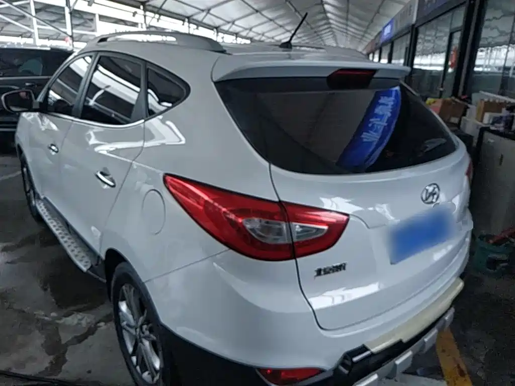 Hyundai Beijing Hyundai ix35 2015 2.0L Automatic 2WD Smart Type China IV фото 5