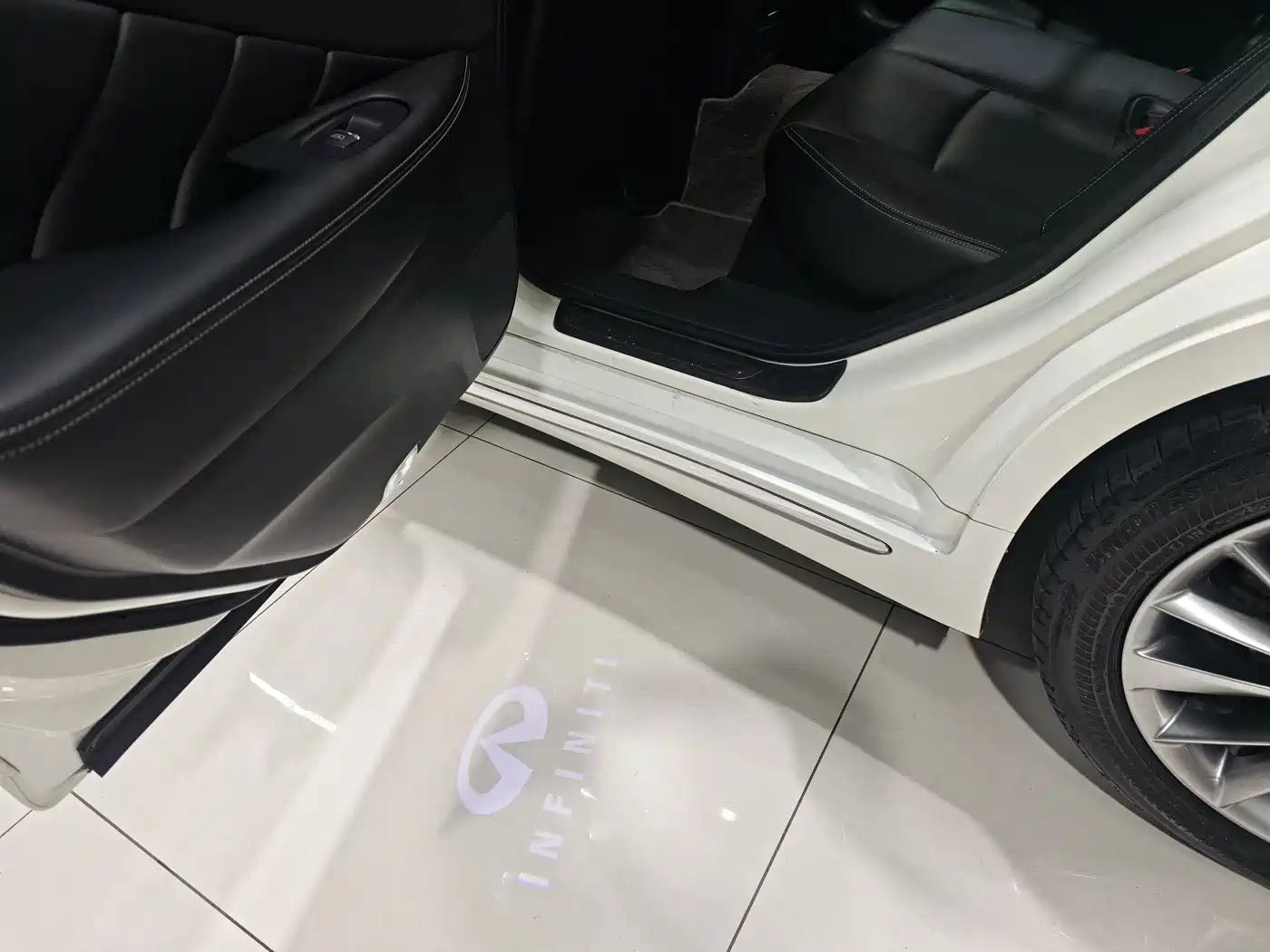 Infiniti Q50L 2021 2018 2.0T Leisure Edition (China VI)