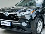Фото 20 - Toyota Highlander
