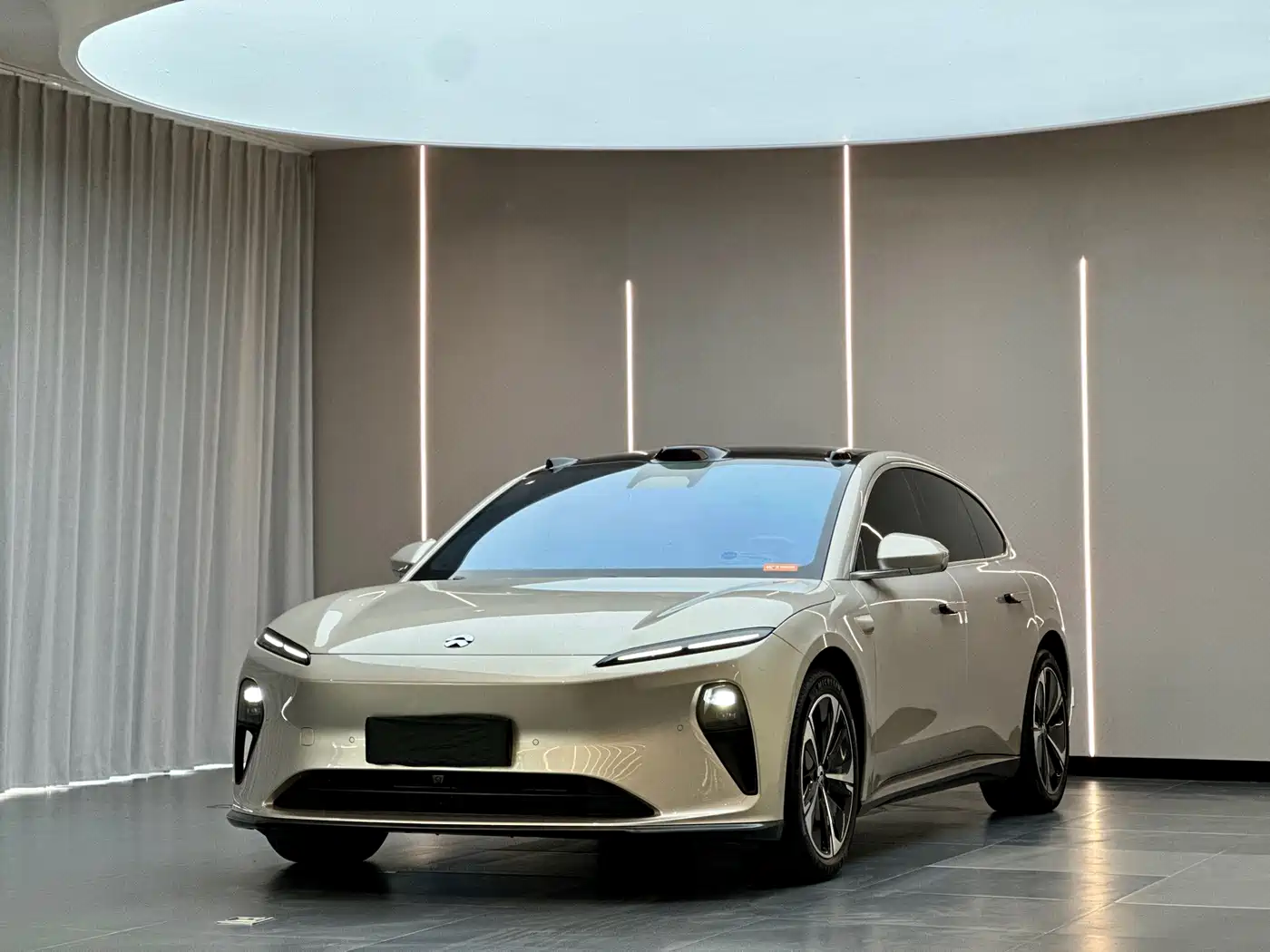  NIO NIO ET5T 2024 75kWh Touring