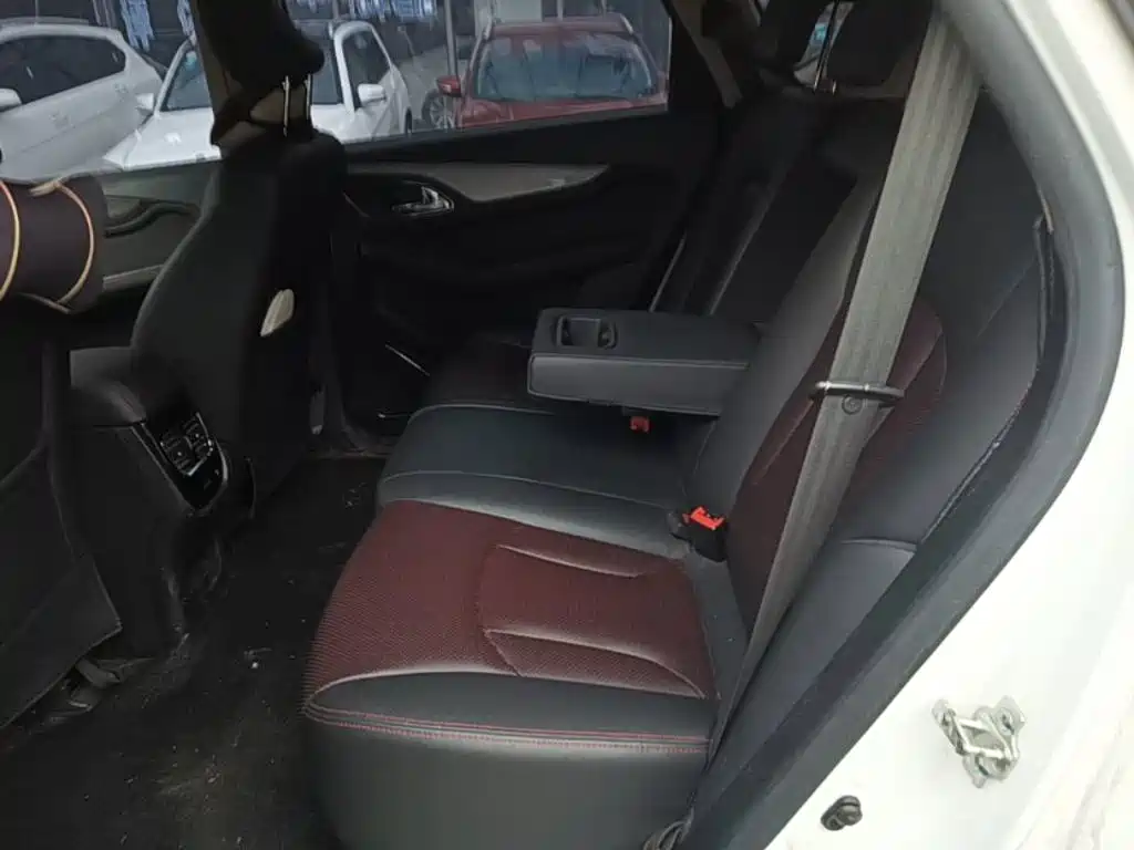 Baojun 560 2017 2016 1.8L iAMT Luxury