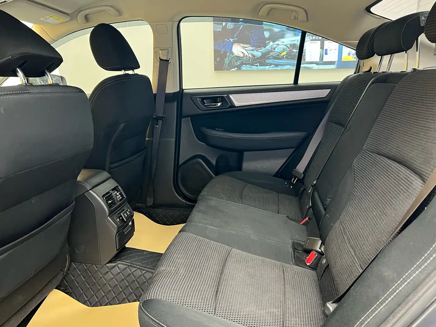 Subaru Legacy 2020 Facelift 2.5i AWD Style Edition фото 8
