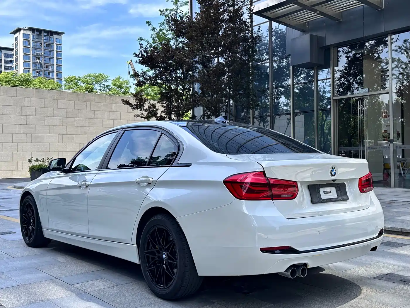 BMW 3 Series 2017 320Li Fashion фото 6