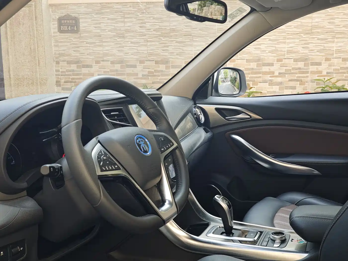 BYD Song New Energy 2017 Song DM 1.5TID Full-time 4WD Luxury фото 11