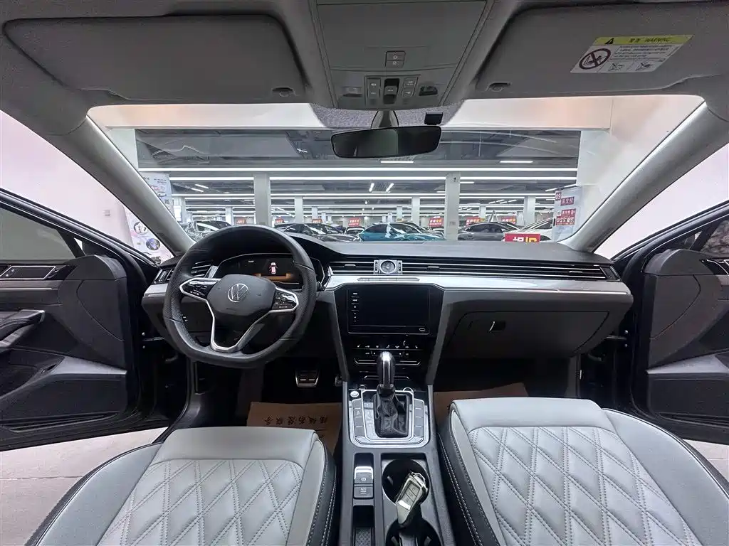 Volkswagen Magotan 2024 2 Million Units Public Sharing Edition 330TSI DSG Luxury фото 7