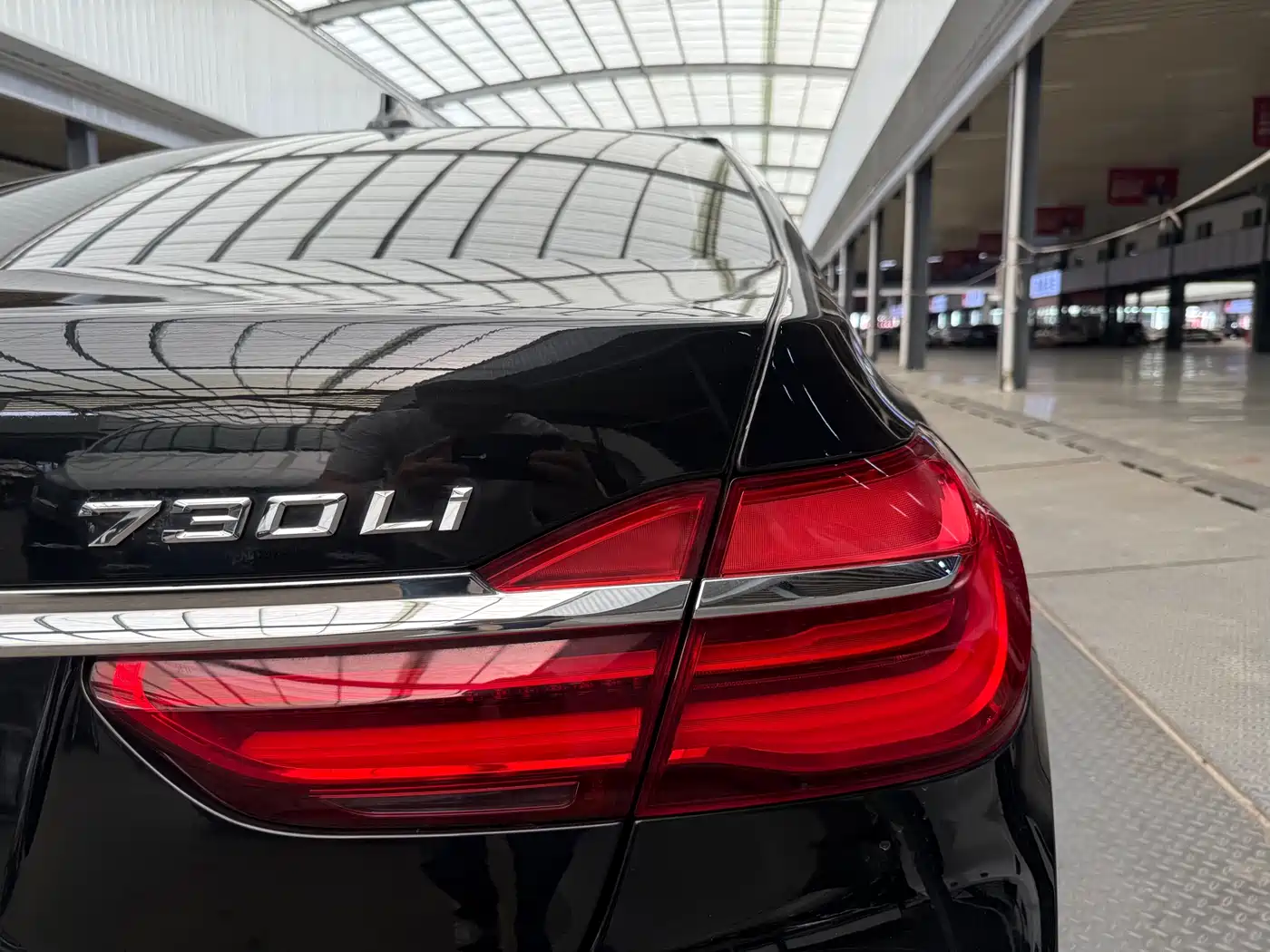 BMW 7 Series 2018 730Li Leading Type M Sport Package фото 27