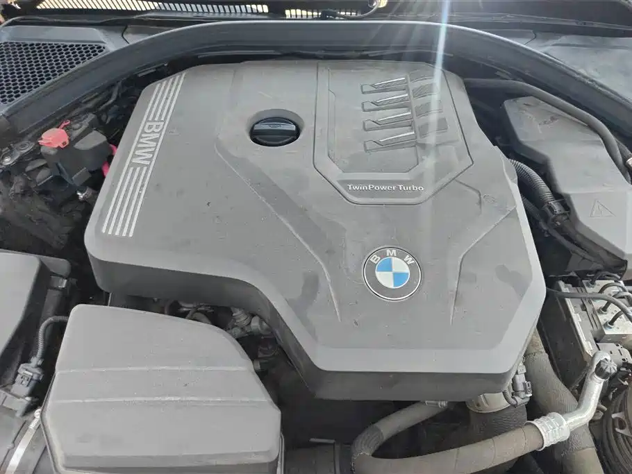 BMW 3 Series 2022 Facelift 325i M Sport Shadow Edition фото 10