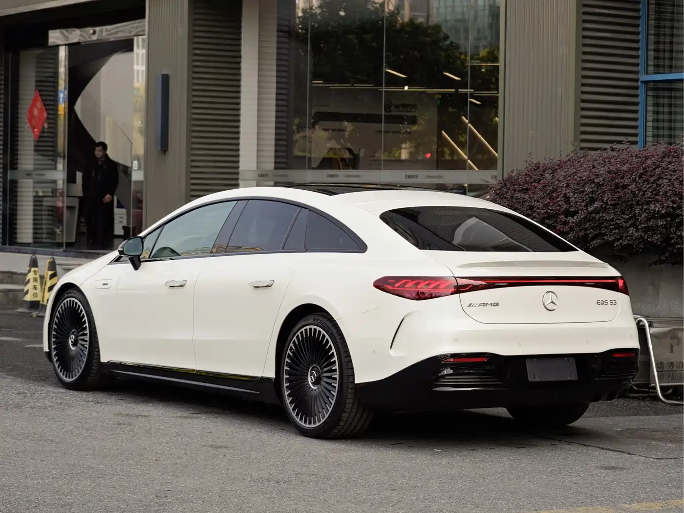 Mercedes-Benz EQS AMG 2022 AMG EQS 53 4MATIC+ фото 4