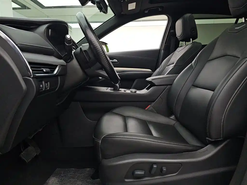 Cadillac XT4 2018 Model 28T 2WD Technology фото 7