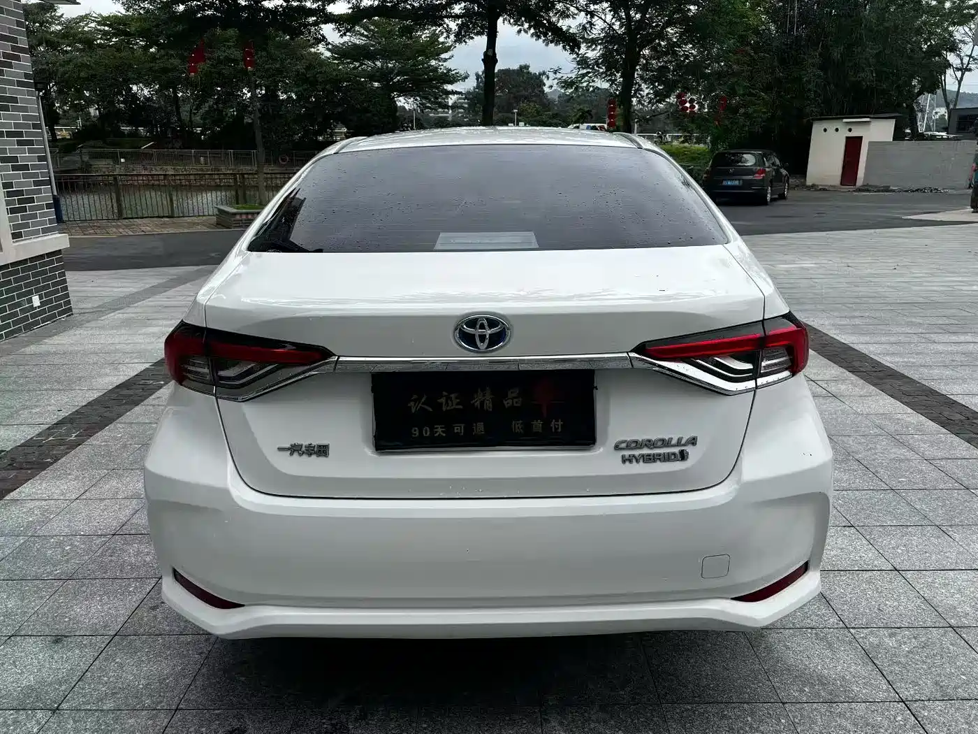 Toyota Corolla 2023 1.8L Smart Hybrid Dual Engine Flagship Edition фото 8