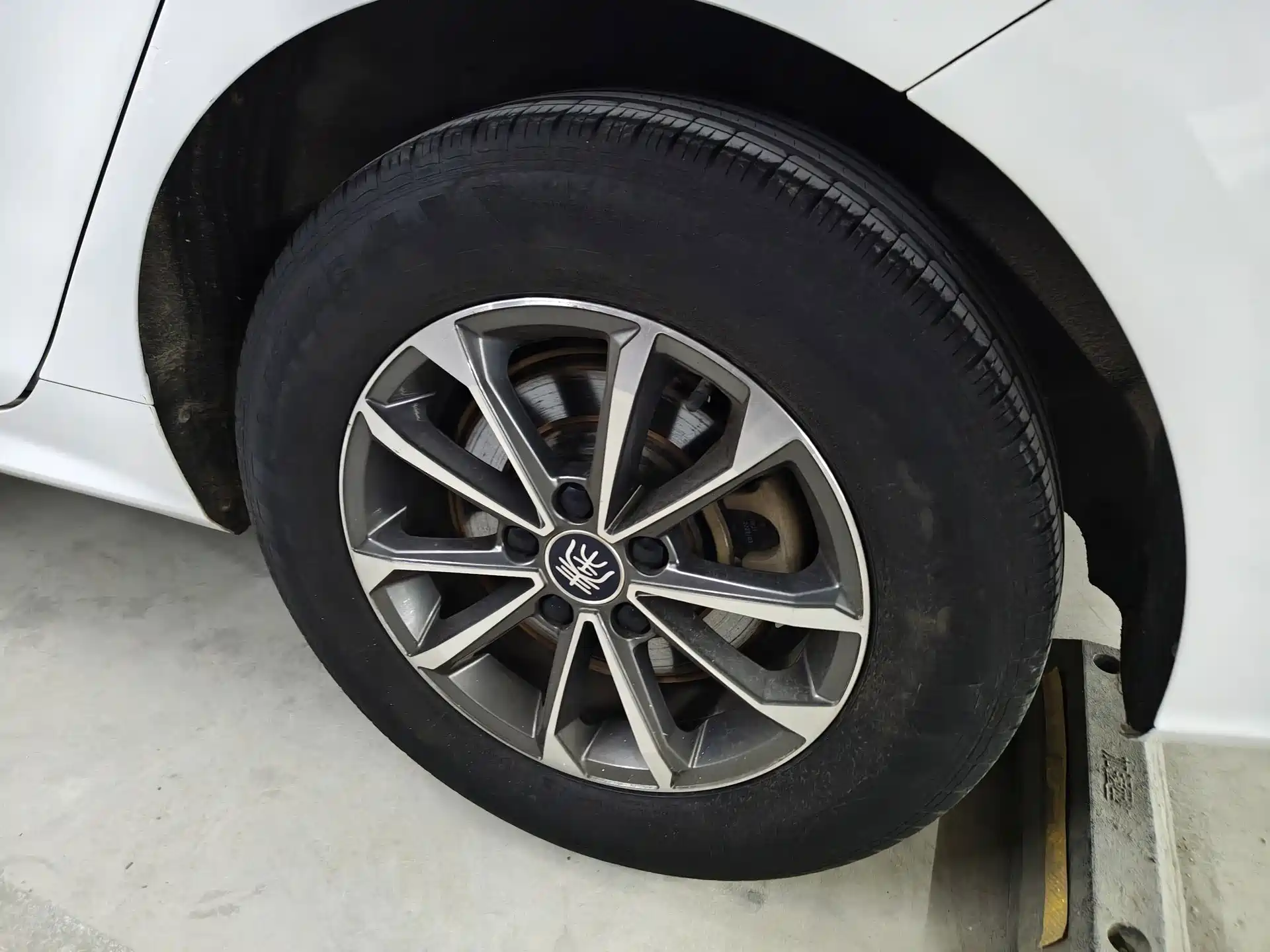 Photo 7 - BYD Qin PLUS