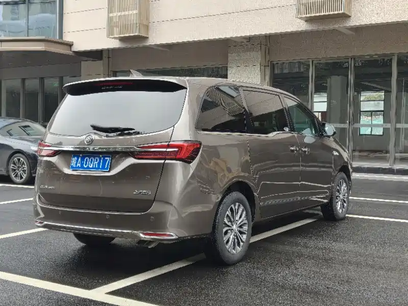 BUICK GL8