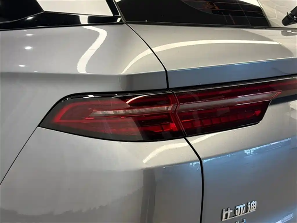 BYD Song Pro New Energy 2025 2nd Generation Smart Drive Edition DM-i 75KM Leading Type фото 11