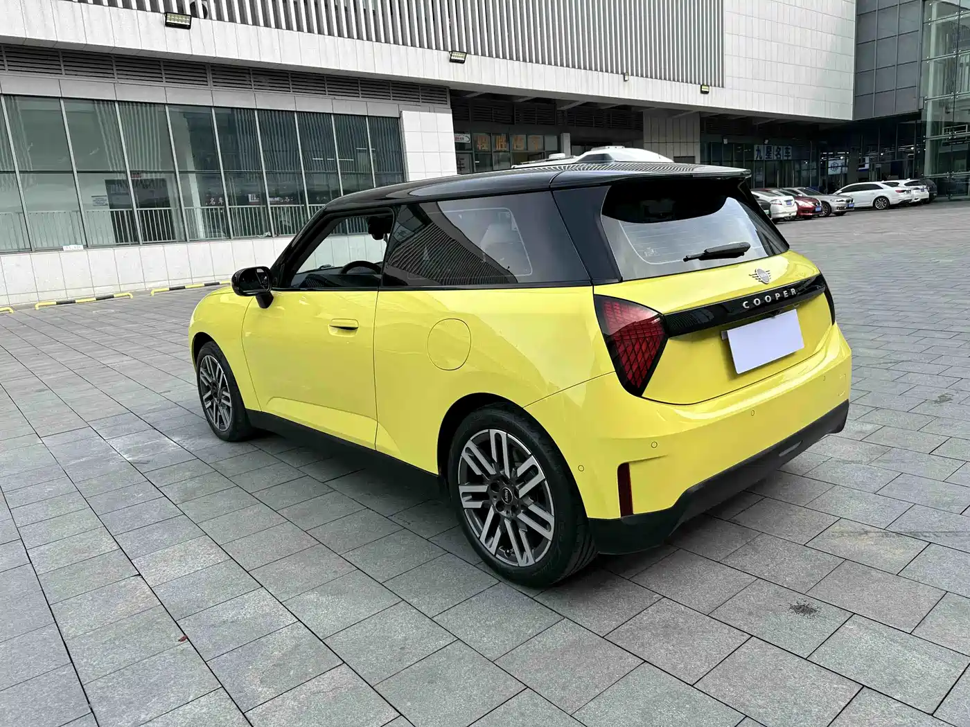 MINI ELECTRIC  COOPER