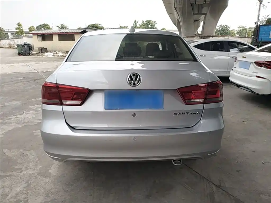 Volkswagen Santana 2015 1.4L Manual Comfort Edition фото 6