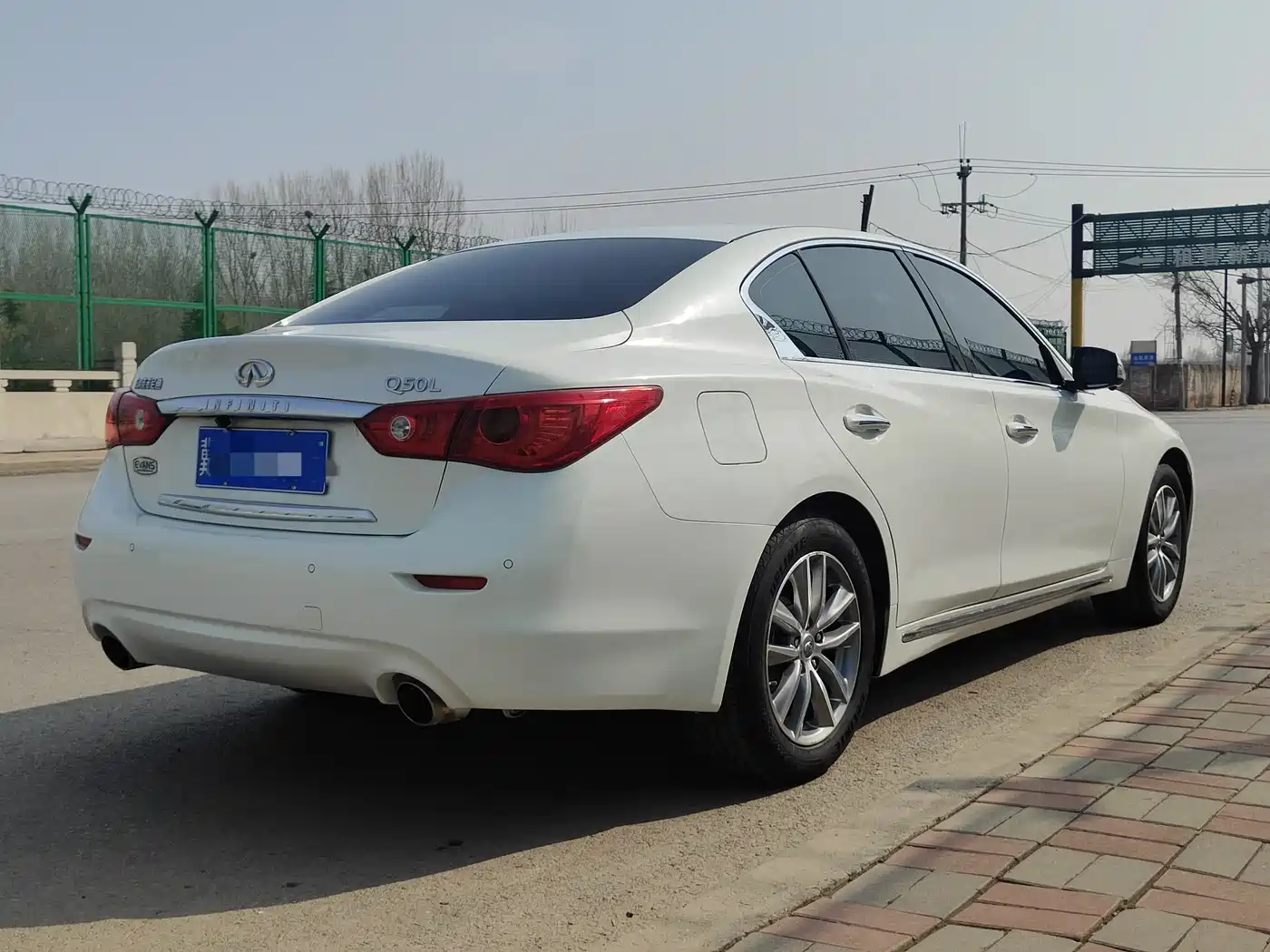 Infiniti Q50L 2017 2016 Model 2.0T Comfort Edition