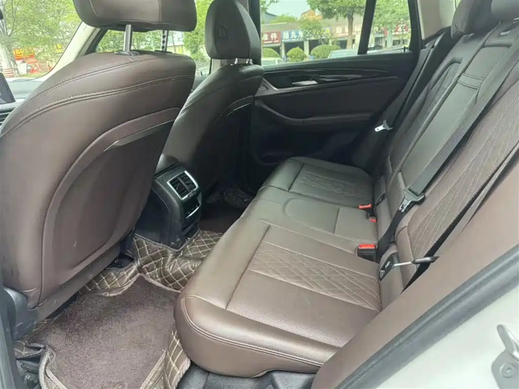 BMW iX3 2022 Facelift Leading Model фото 15