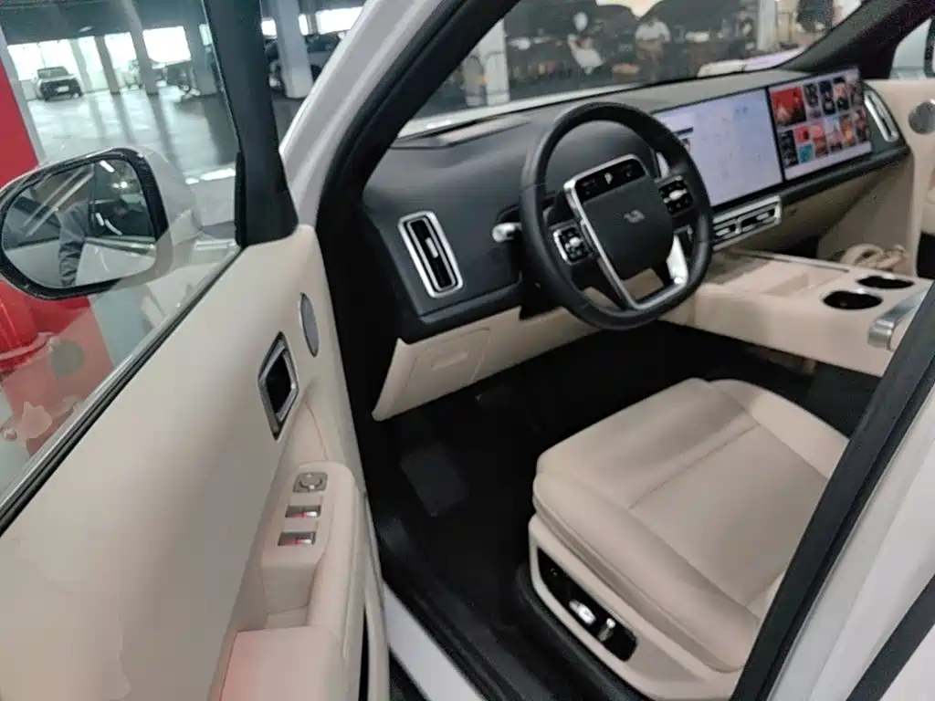 Li Auto Li L8 2025 2025 Max Smart Renewal Edition