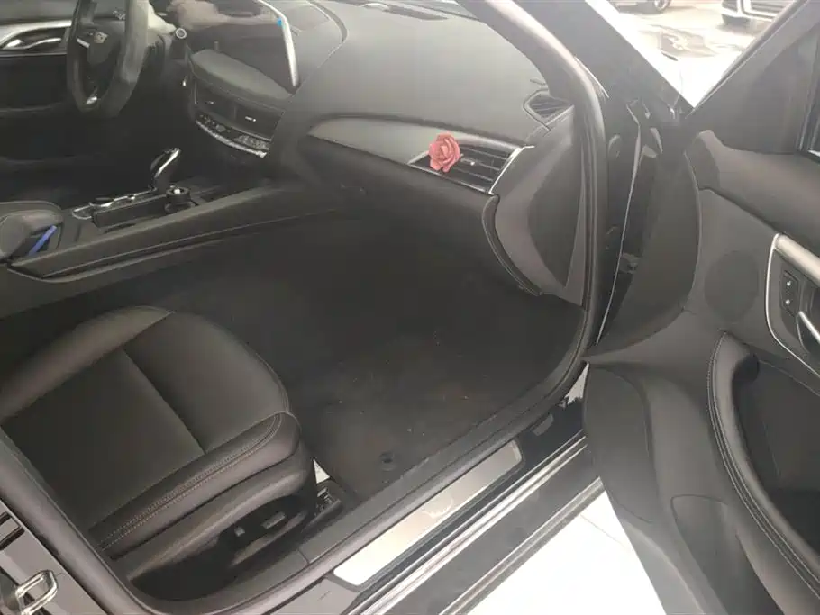 Cadillac CT5 2024 28T Luxury Model фото 8