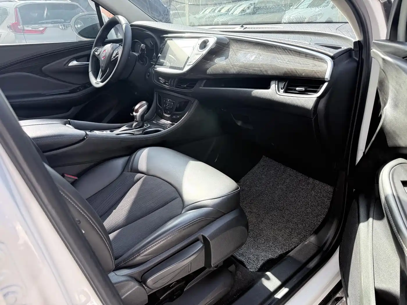 Buick Envision Plus 2018 20T 2WD Leading фото 19