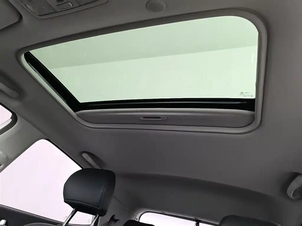 Kia KX1 2021 1.4L CVT Sunroof Version фото 18