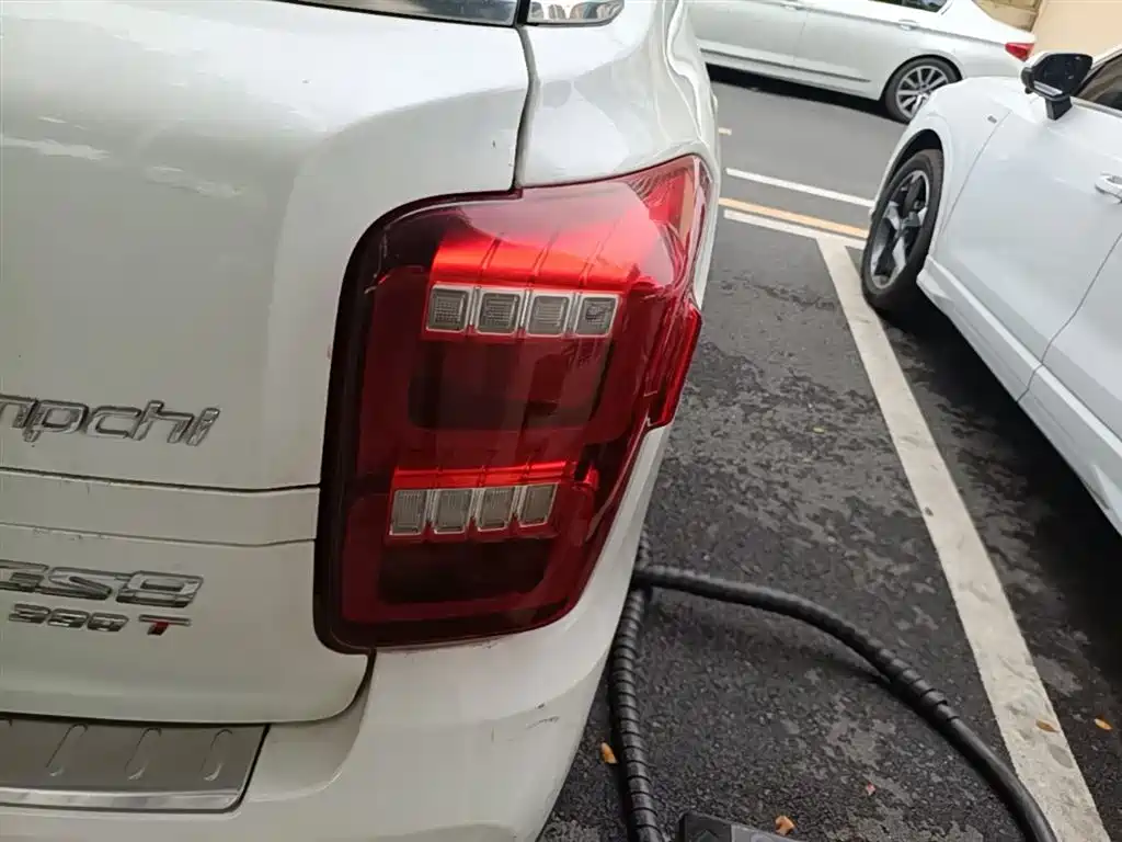 GAC Trumpchi Trumpchi GS8 2019 390T 2WD Luxury Smart Connect Edition (7-seater) фото 8