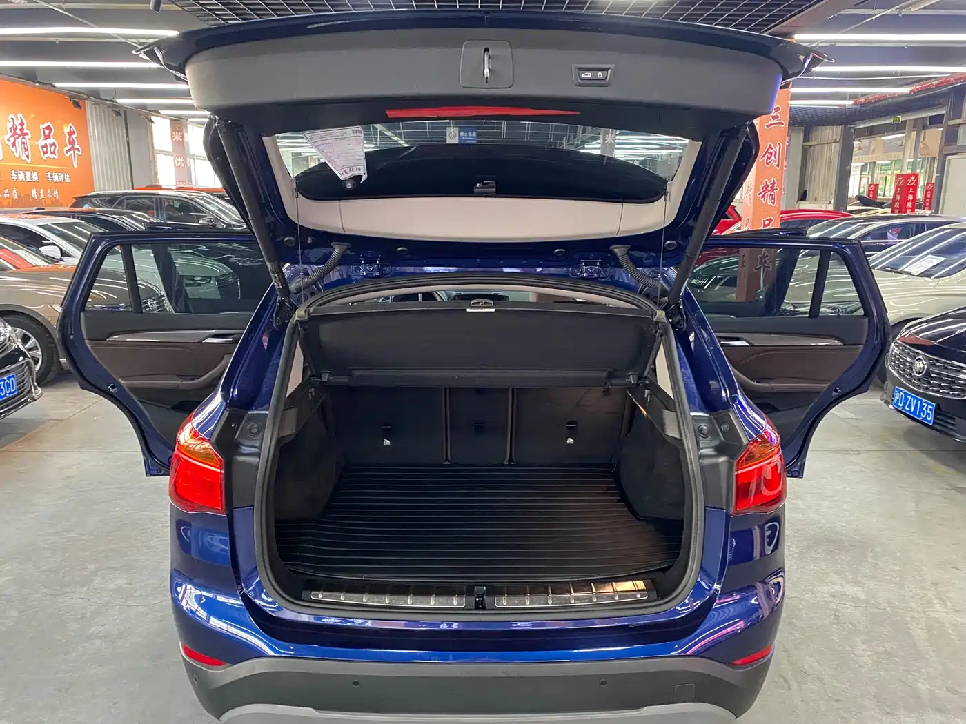 BMW X1 2019 xDrive20Li Premium Model фото 13