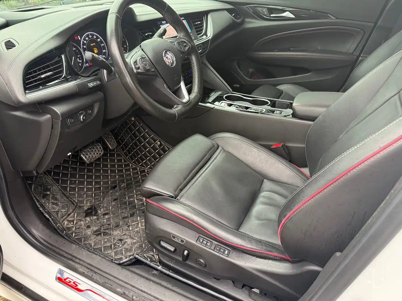 Buick Regal 2021 GS 28T Premium Model фото 4