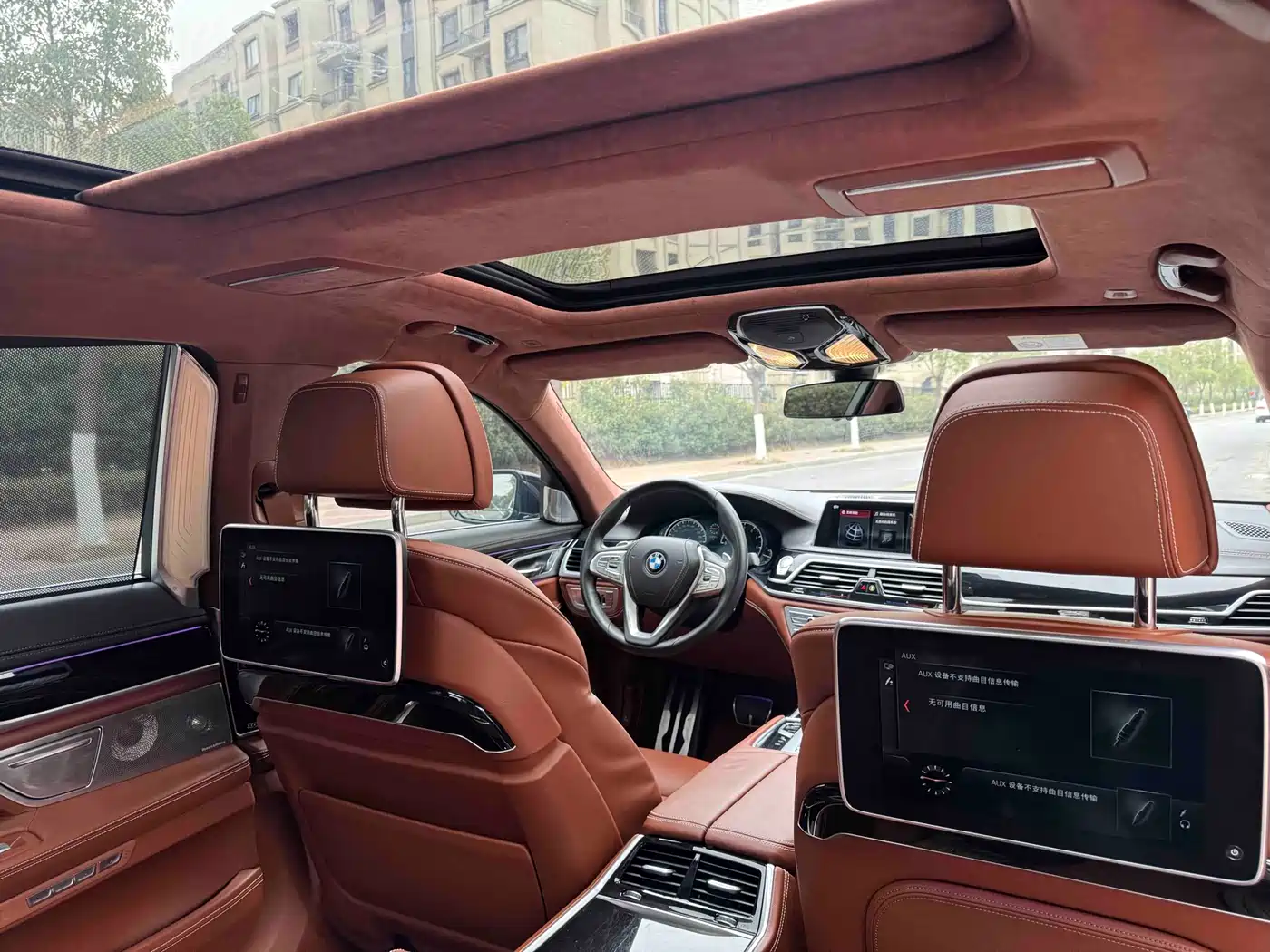 BMW 7 Series 2018 740Li xDrive Premium Type M Sport Package фото 8