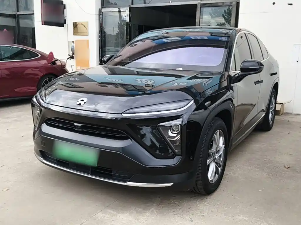 Фото 2 - NIO EC6