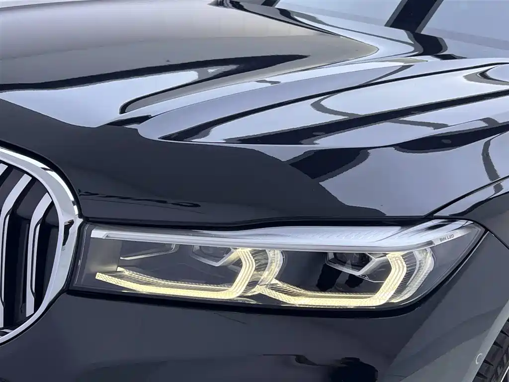 BMW 7 Series 2019 740Li Leading M Sport Package фото 13