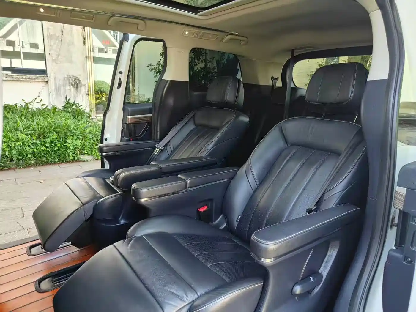 GAC Trumpchi Trumpchi M8 2020 Pilot 390T Prestige Edition фото 5
