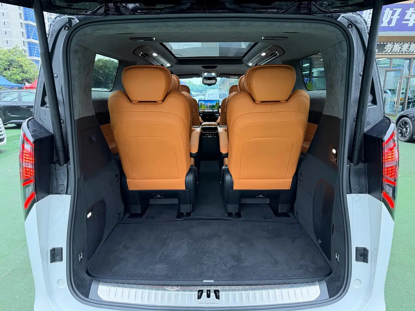 Geely Galaxy Yizhen L380 2024 140kWh 6-Seater AWD Ultra фото 23