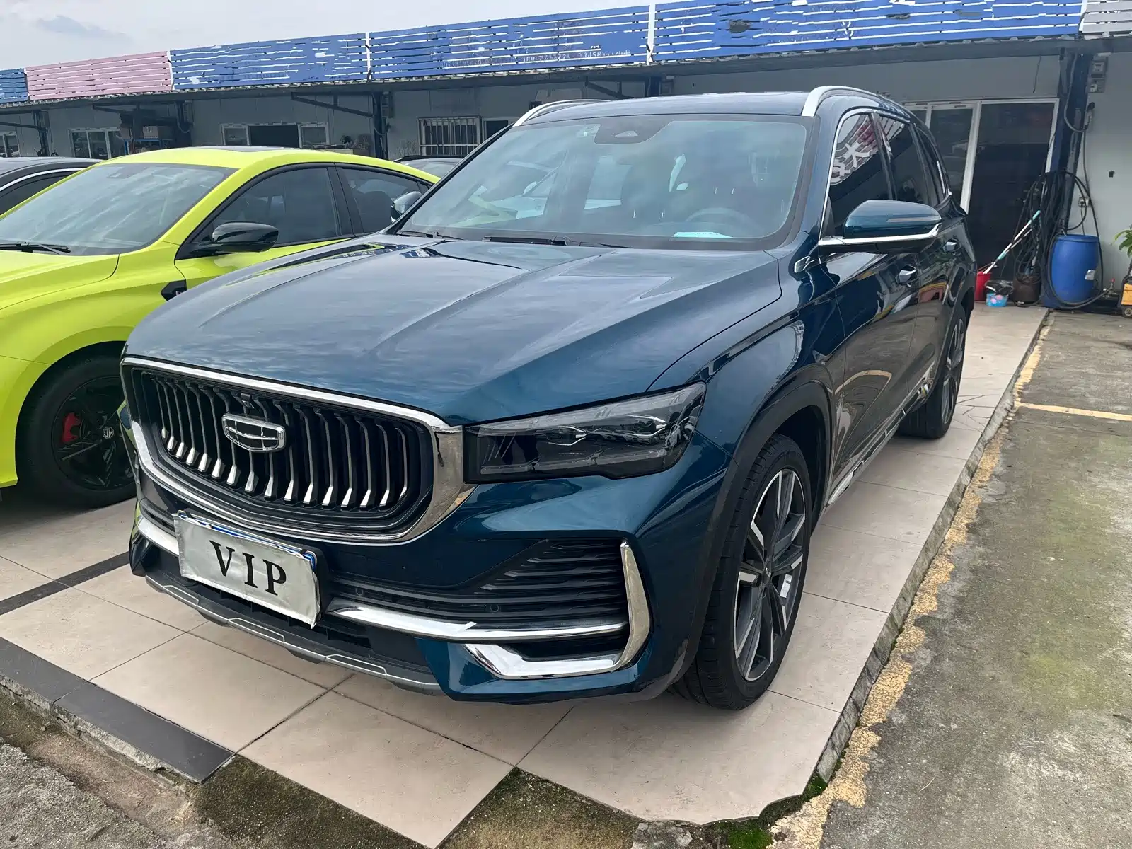 Фото 1 - Geely Monjaro