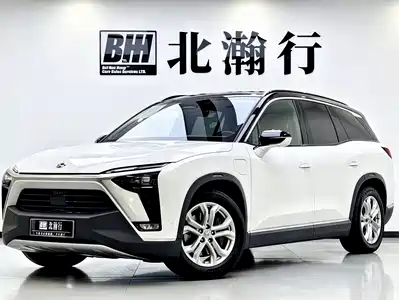 NIO ES8