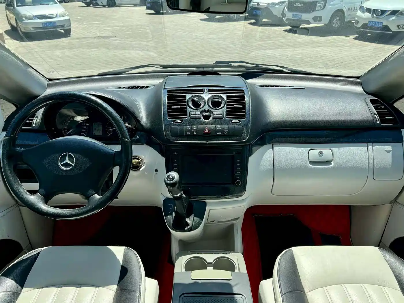Mercedes-Benz Vito 2011 2.5L Business Edition фото 5