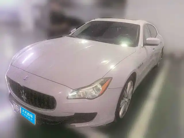 Maserati Quattroporte 2015 3.0T Standard — фото 1