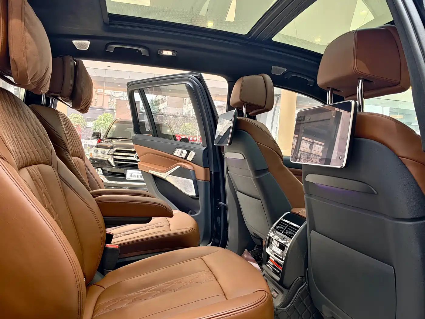 BMW X7 2019 xDrive40i Executive M Sport Package фото 10