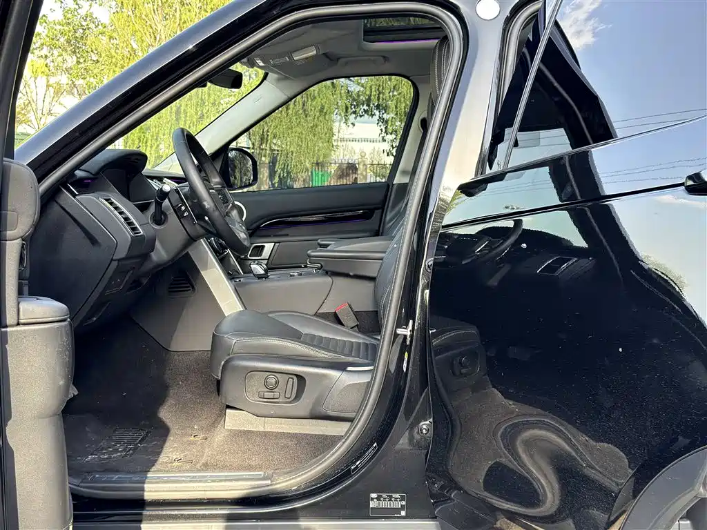 Land Rover Discovery 2024 Model 360PS S фото 6