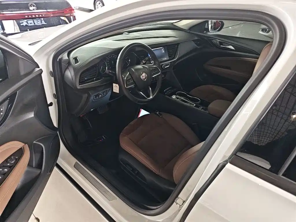 BUICK REGAL