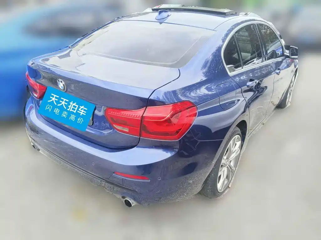 صورة 2 - BMW 1 Series