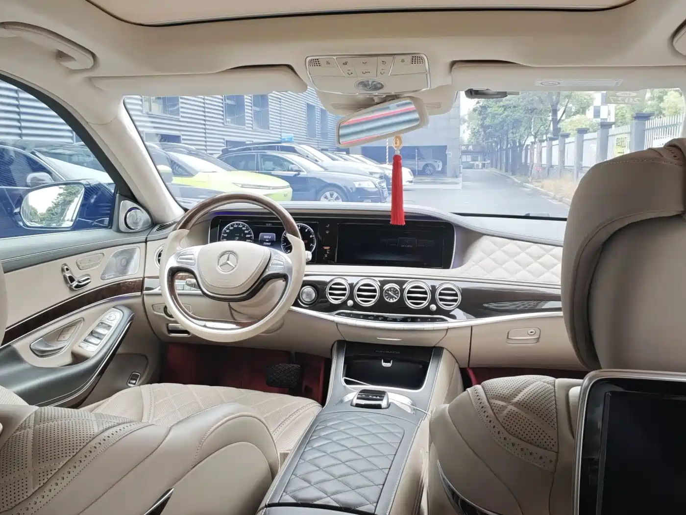 Mercedes-Benz Maybach S-Class 2015 S 600 фото 8