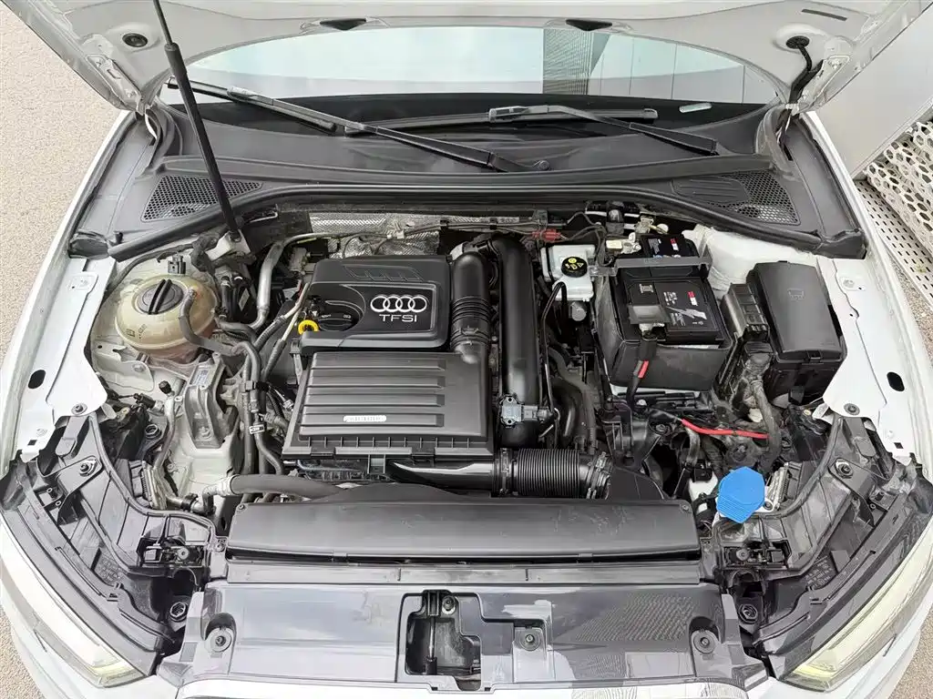 Audi A3 2019 Sportback 35 TFSI Fashion China VI фото 6