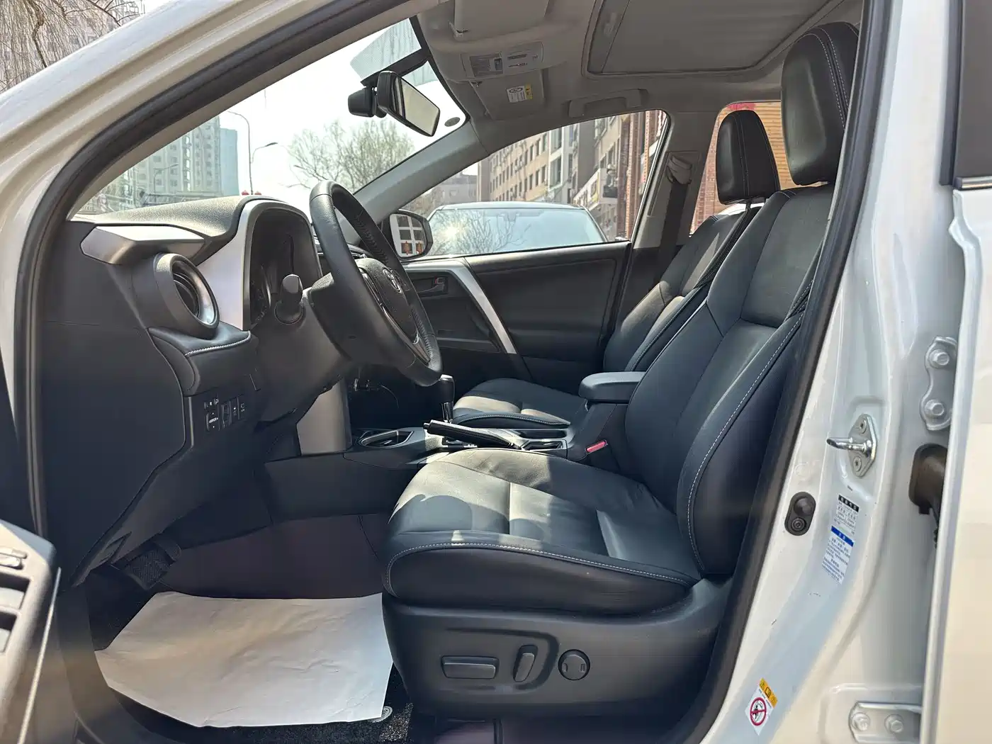 Toyota RAV4 Rongfang 2016 2.5L Automatic 4WD Elite фото 8