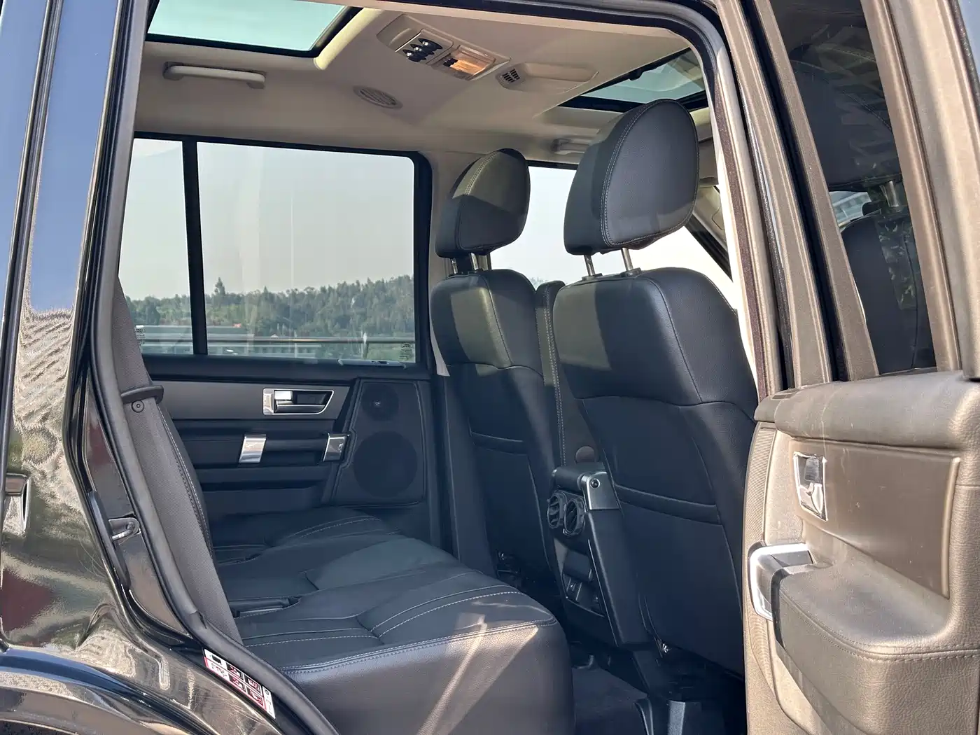 Land Rover Discovery 2012 3.0 SDV6 HSE Diesel фото 13
