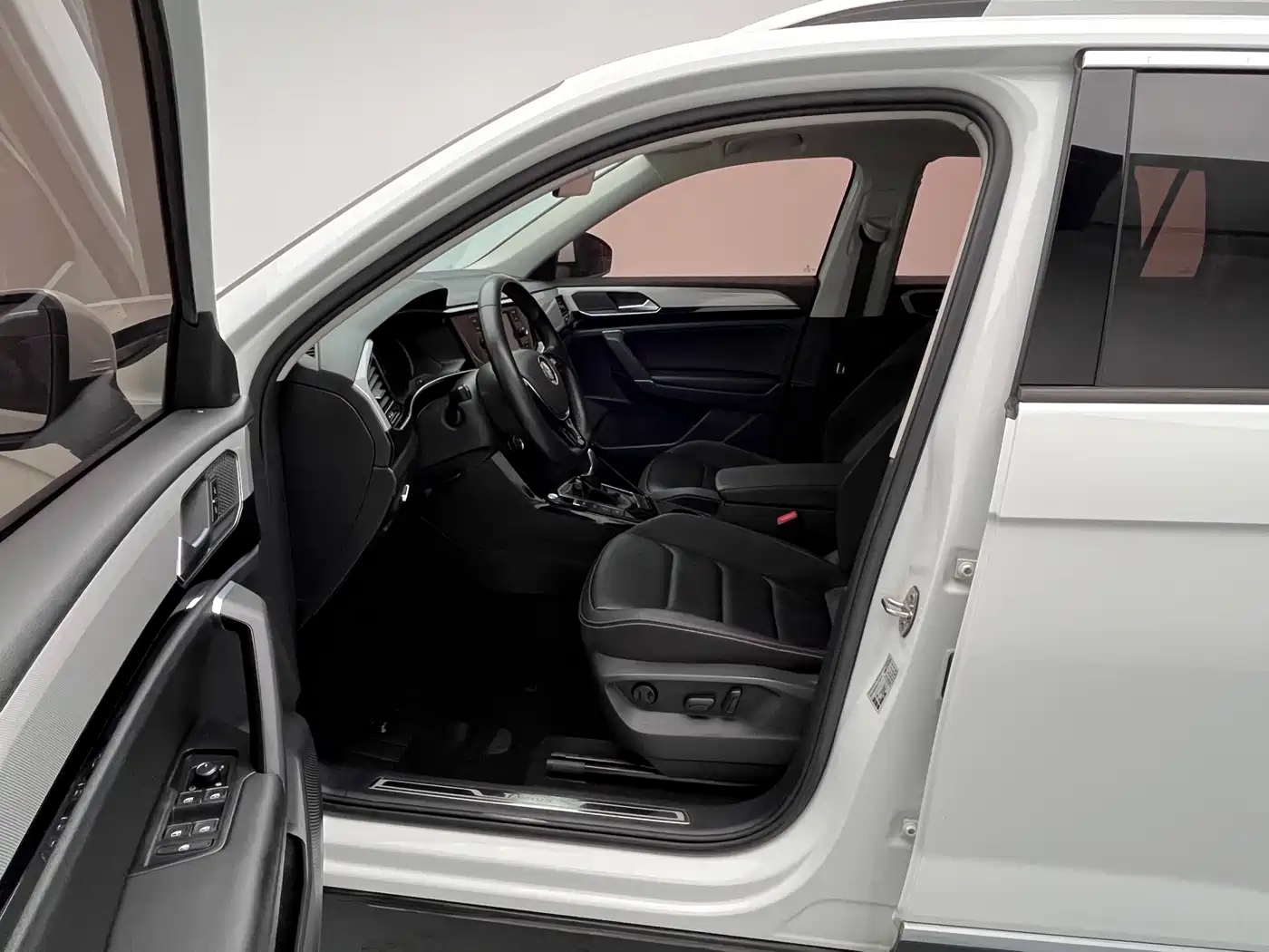 Volkswagen Tayron 2019 330TSI 2WD Luxury China VI фото 12