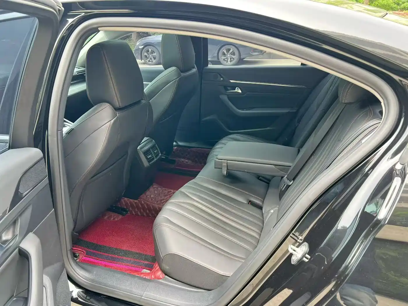 Peugeot 508 2022 508L 400THP PureTech Driving Control Edition фото 6